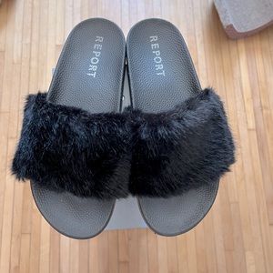 Report Faux Fur Slides